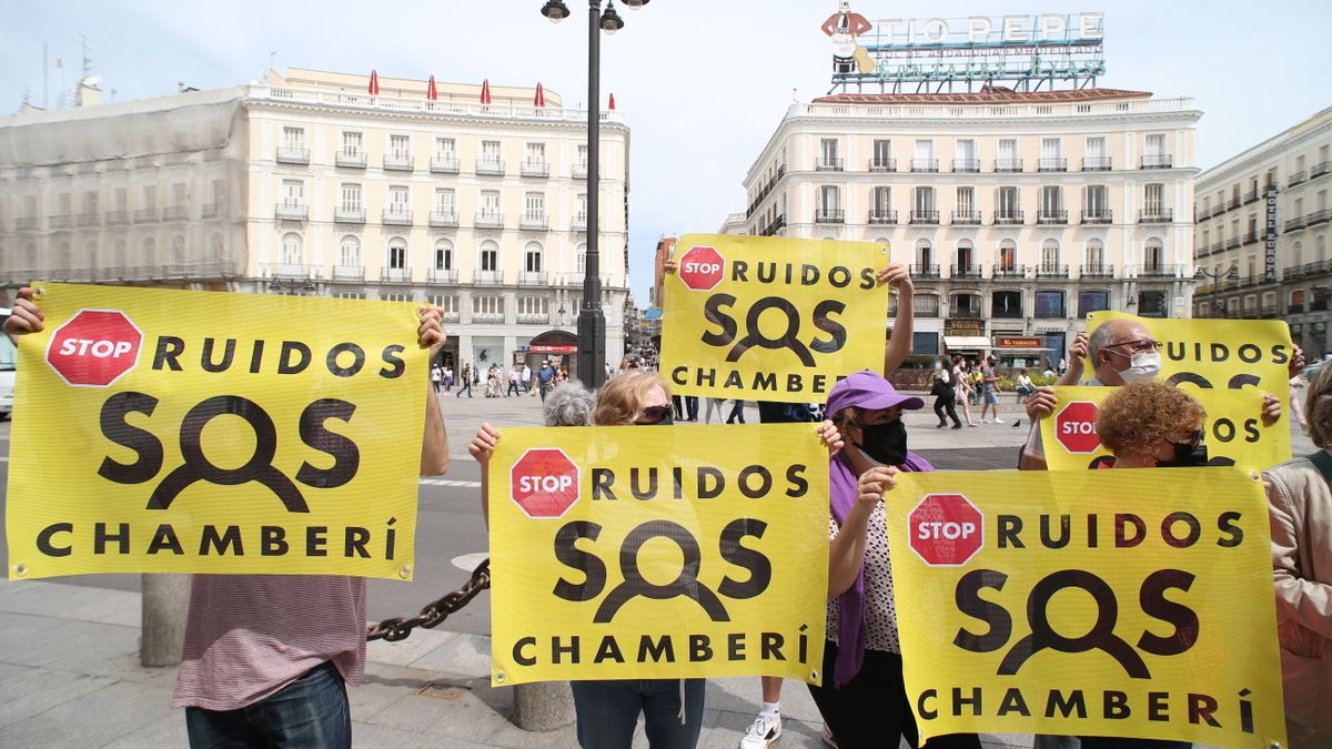 El PSOE exige que la actividad de las terrazas de hostelería sea compatible con el derecho vecinal al descanso